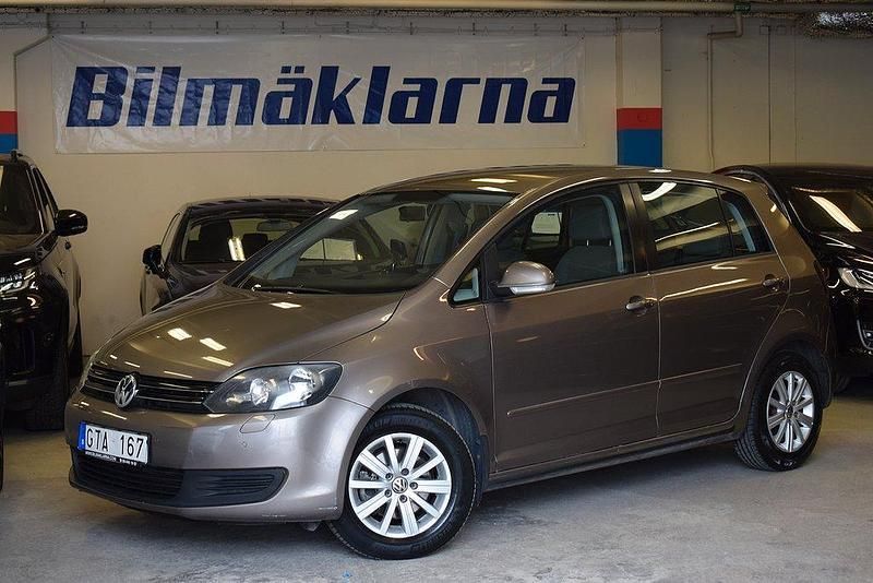 Brun Begagnad 2010 VW Golf Plus Cross S Minibuss | 62 000 kr (Marknadspris) - Bild 1/4