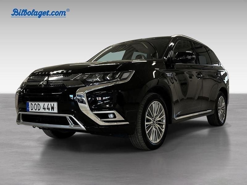 Svart Begagnad 2020 Mitsubishi Outlander P-HEV SUV | 294 900 kr (Lite dyr) - Bild 1/4