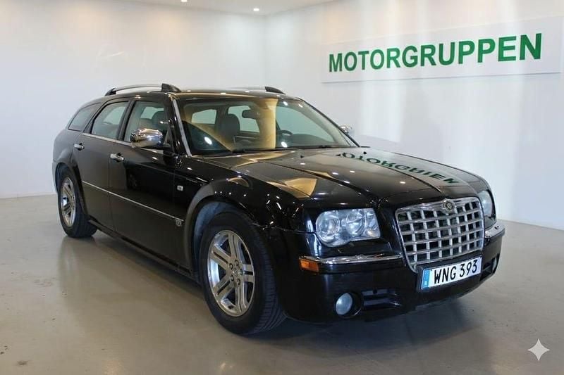 Svart Begagnad 2005 Chrysler 300C Touring Kombi | 79 900 kr (Lite dyr) - Bild 1/4