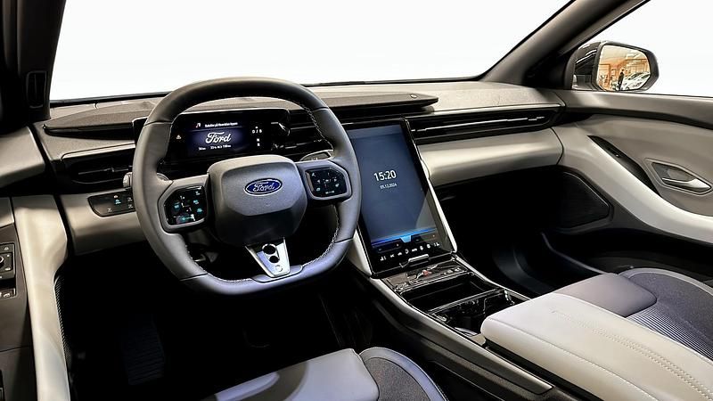 Begagnad Ford Capri Extended Range 210 kW (286 HK) 2024 Svart Sportkupé