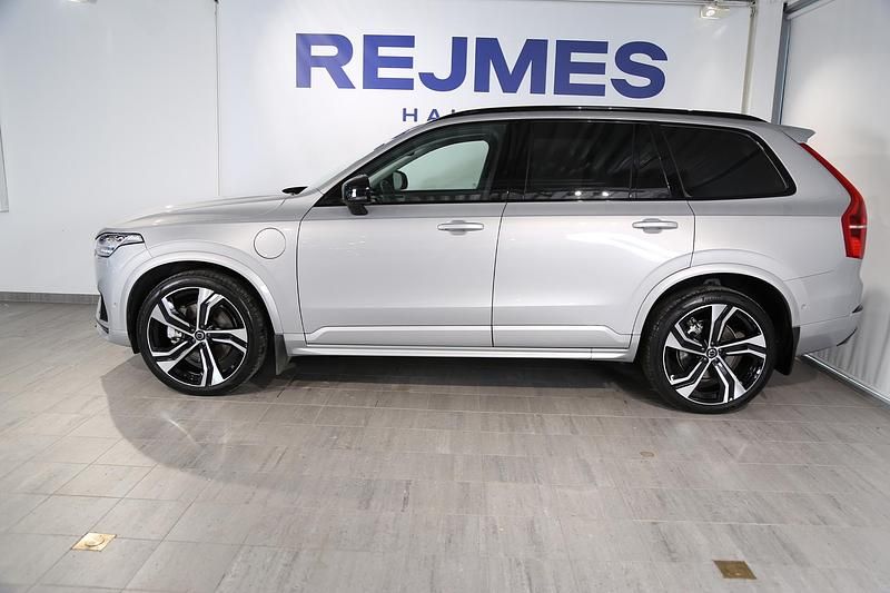 Begagnad Volvo XC90 Ultimate 455 HK (334 kW) 2023 Silver SUV