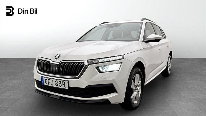 Vit Begagnad 2023 Skoda Kamiq Ambition SUV | 229 900 kr (Marknadspris) - Bild 1/4