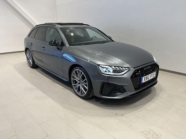 Begagnad Audi A4 S-Line 204 HK (150 kW) 2021 Daytonagrå pärleffekt Kombi
