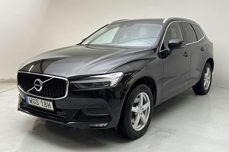 Svart Begagnad 2021 Volvo XC60 Momentum SUV | 289 000 kr (Superpris) - Bild 1/4