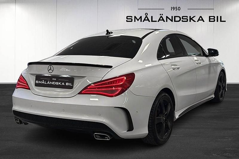 Begagnad Mercedes CLA220 AMG line 170 HK (125 kW) 2014 Vit Sedan