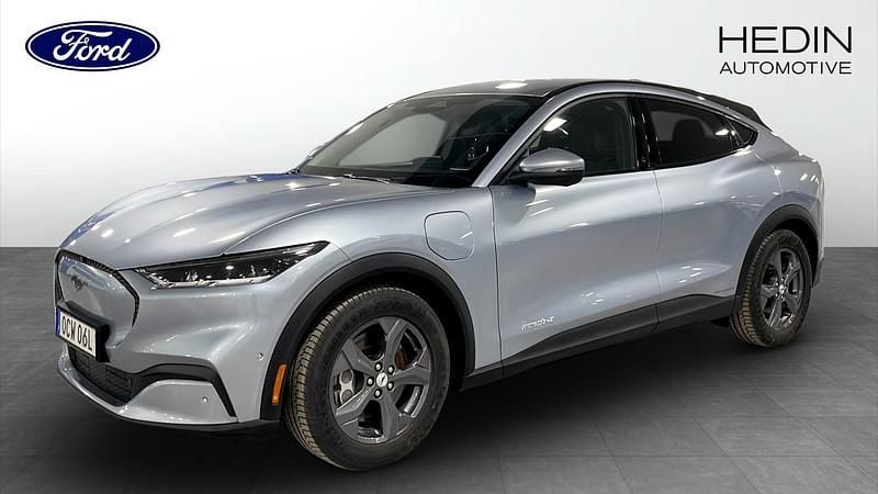 Begagnad 2022 Ford Mustang Standard Range Halvkombi | 364 900 kr - Bild 1/4