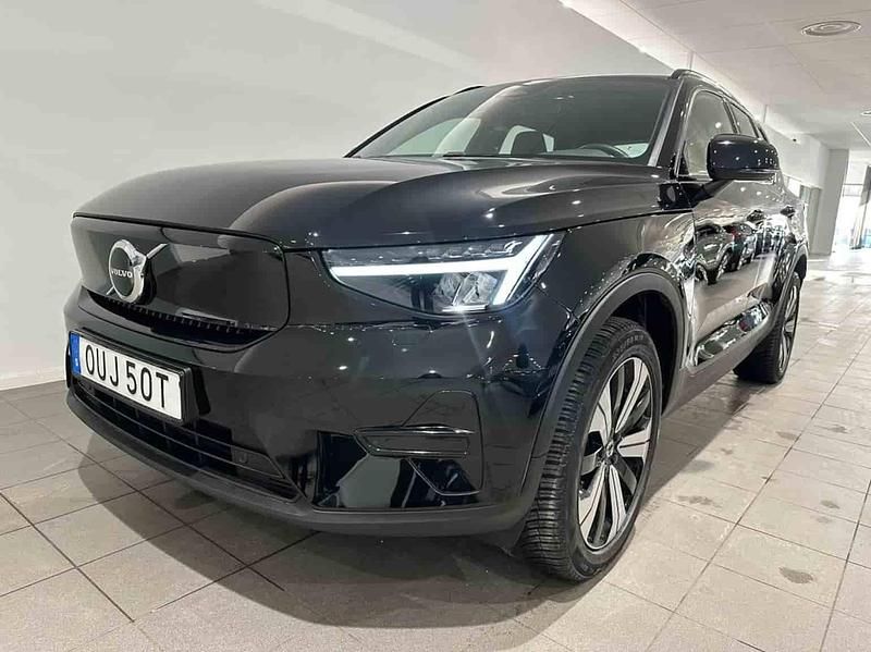 Svart Begagnad 2023 Volvo XC40 Single Motor SUV | 334 500 kr (Bra pris) - Bild 1/1