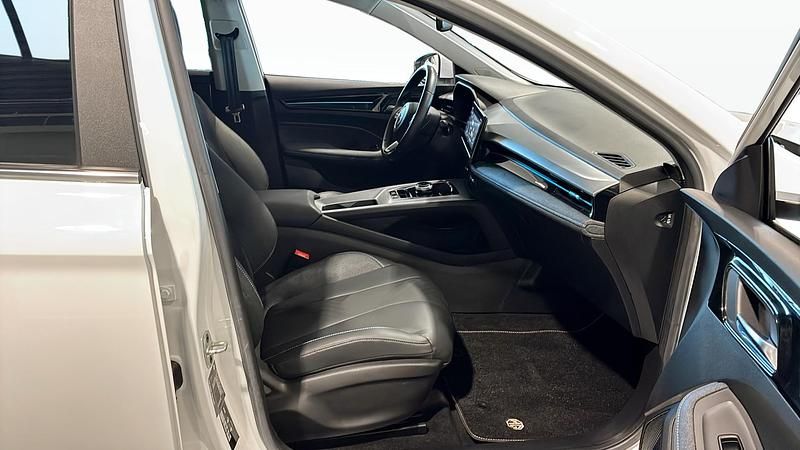 Begagnad MG MG5 EV Long Range 11 kW (15 HK) 2022 Vit Kombi