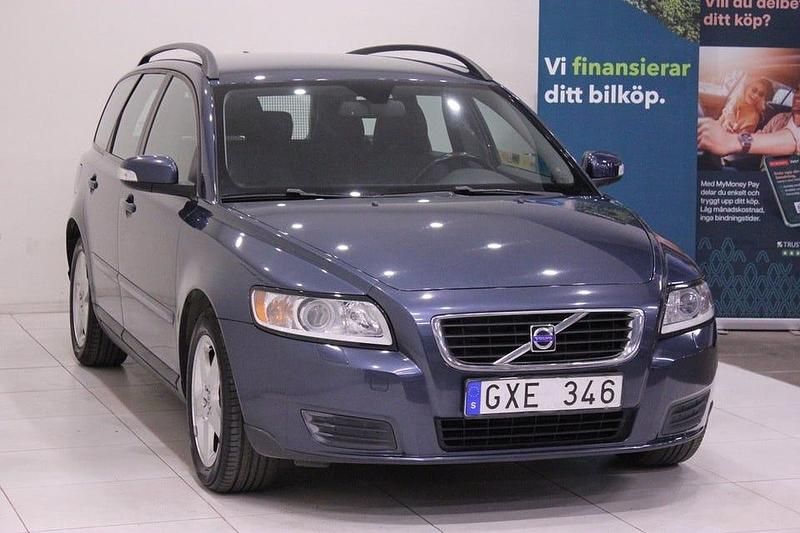 Begagnad Volvo V50 Kinetic 136 HK (100 kW) 2008 Blå Kombi
