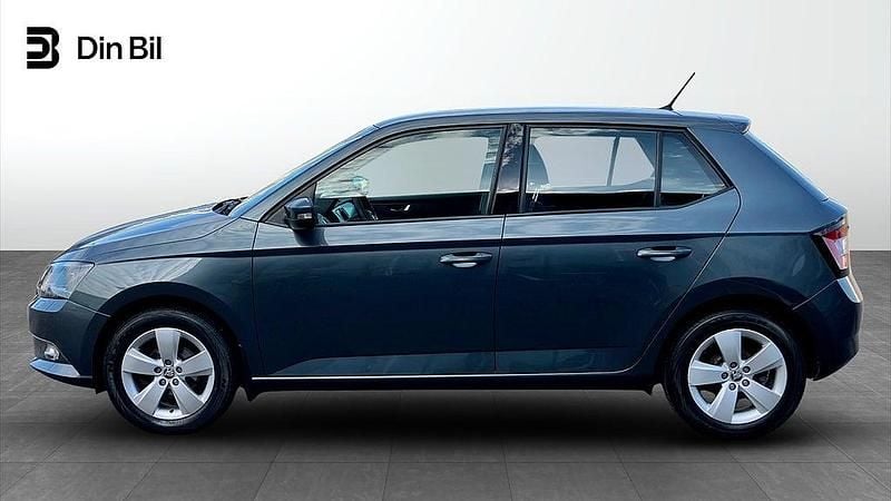 Begagnad Skoda Fabia Style 90 HK (66 kW) 2016 Grå Halvkombi