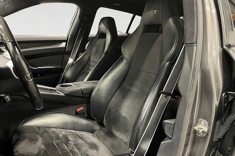 Begagnad Porsche Panamera 441 HK (324 kW) 2015 Mörkgrå Halvkombi