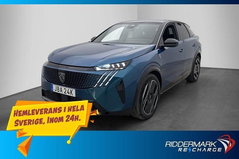 Blå Begagnad 2024 Peugeot e-3008 GT SUV | 429 800 kr (Dyr) - Bild 1/4