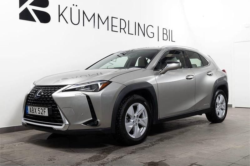 Begagnad Lexus UX 250h 186 HK (136 kW) 2021 Grå SUV