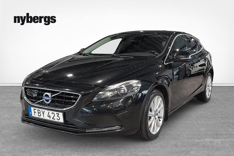 Begagnad Volvo V40 Business Edition 192 HK (141 kW) 2015 Svart