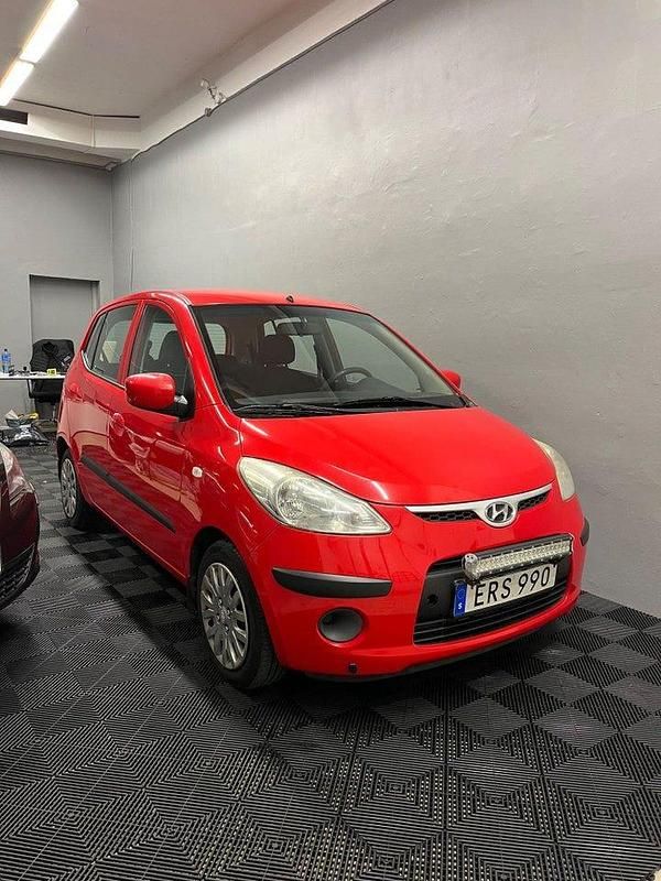 Röd Begagnad 2008 Hyundai i10 Halvkombi | 22 500 kr (Marknadspris) - Bild 1/4