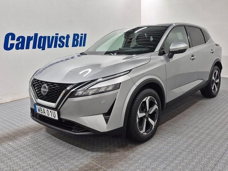 Silver (grå metallic) Begagnad 2024 Nissan Qashqai N-Connecta SUV | 299 000 kr (Bra pris) - Bild 1/4