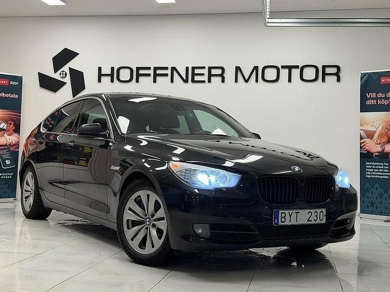 Svart Begagnad 2010 BMW 530 Gran Turismo Halvkombi | 79 000 kr (Marknadspris) - Bild 1/4