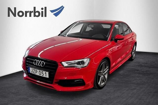 Begagnad Audi A3 S-Line 150 HK (110 kW) 2015 Röd Sedan