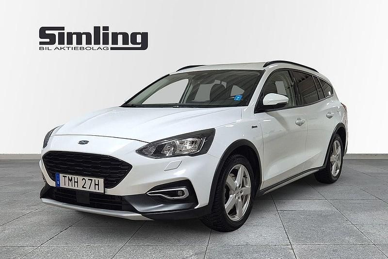 Vit Begagnad 2021 Ford Focus Active Kombi | 183 500 kr (Marknadspris) - Bild 1/4