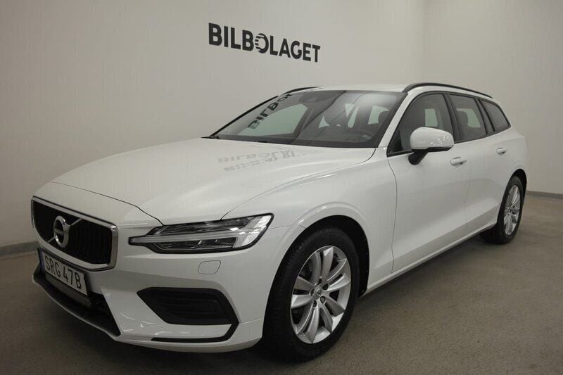 Vit Begagnad 2019 Volvo V60 Momentum Kombi | 269 800 kr (Marknadspris) - Bild 1/4