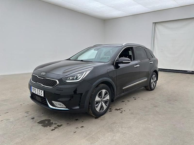 Begagnad Kia Niro Advance 105 HK (77 kW) 2017 Svart SUV