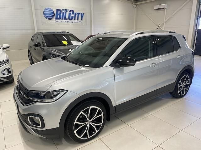 Silver Begagnad 2023 VW T-Cross GT SUV | 259 900 kr (Marknadspris) - Bild 1/4