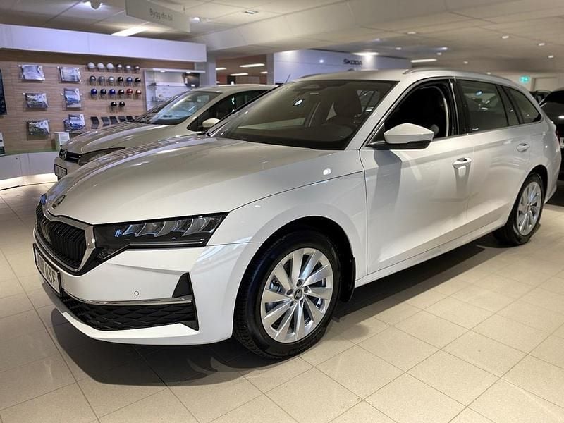 Ny Skoda Octavia 2026 Vit Kombi