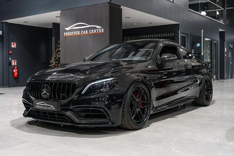 Begagnad Mercedes C63S AMG AMG 510 HK (375 kW) 2020 Svart Sportkupé