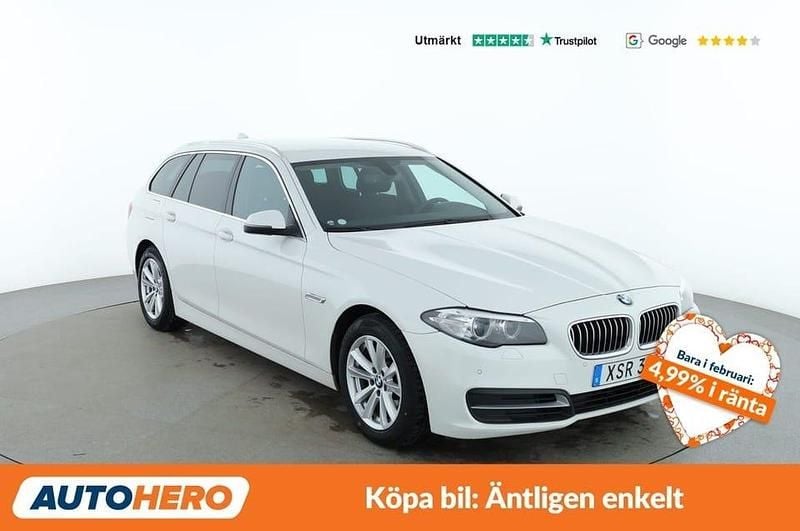 Begagnad BMW 520 Comfort Edition 192 HK (141 kW) 2015 Vit Kombi