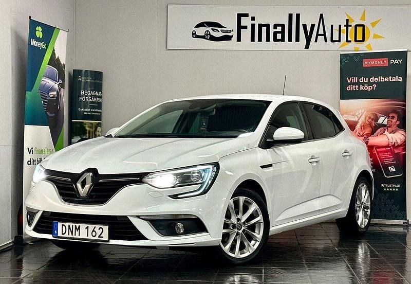 Vit Begagnad 2016 Renault Mégane III Halvkombi | 104 900 kr (Marknadspris) - Bild 1/4