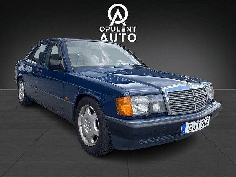 Mörkblå Begagnad 1991 Mercedes 190 Sedan | 59 900 kr - Bild 1/4