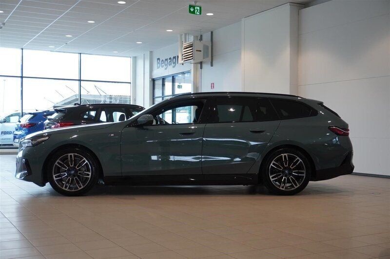 Begagnad BMW i5 M Sport 442 kW (601 HK) 2024 Okänd Sedan