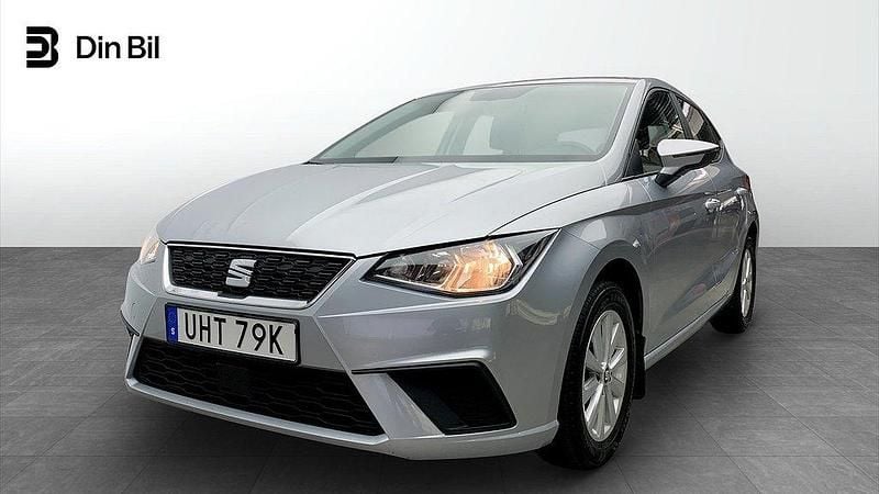 Silver (urban silver metallic) Begagnad 2019 Seat Ibiza Style Halvkombi | 119 900 kr (Marknadspris) - Bild 1/4