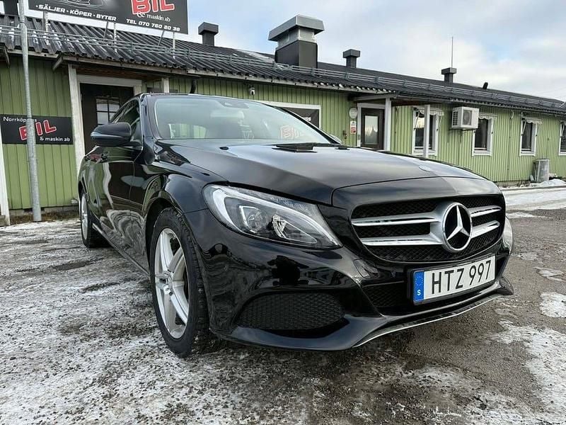 Begagnad Mercedes C220 Avantgarde 170 HK (125 kW) 2015 Svart Sedan