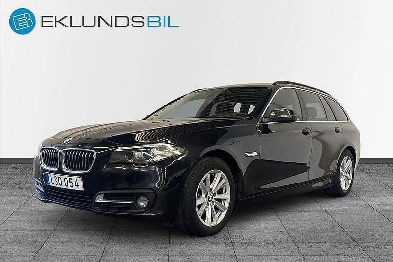 Svart Begagnad 2016 BMW 520 Sport Line Kombi | 119 900 kr (Dyr) - Bild 1/4