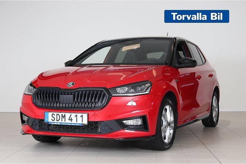 Röd Begagnad 2023 Skoda Fabia Monte Carlo Halvkombi | 219 000 kr (Marknadspris) - Bild 1/4