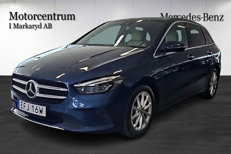 Mörkblå Begagnad 2019 Mercedes B200 Minibuss | 289 000 kr - Bild 1/4