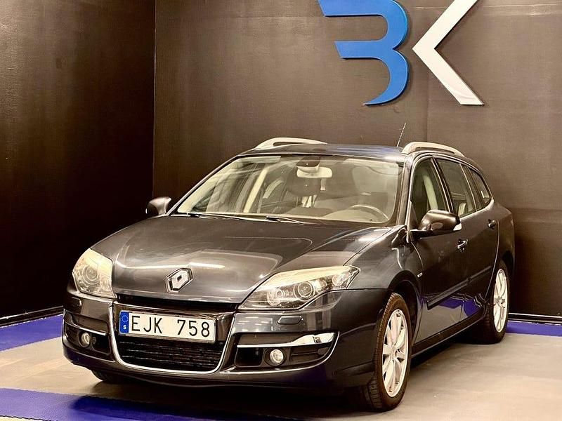 Begagnad Renault Laguna GrandTour Bose Edition 173 HK (127 kW) 2011 Mörkgrå Kombi