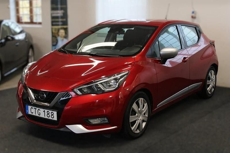 Begagnad Nissan Micra S 90 HK (66 kW) 2017 Röd Halvkombi