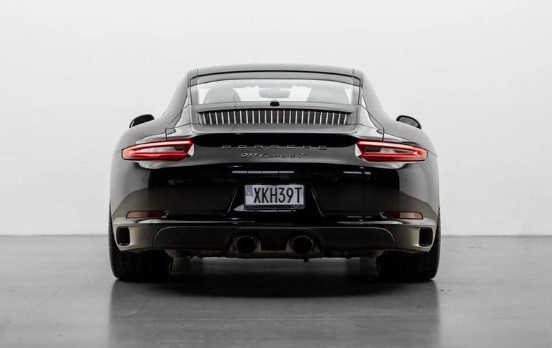 Svart Begagnad 2019 Porsche 911 Carrera T Sportkupé | 1 269 000 kr - Bild 1/4