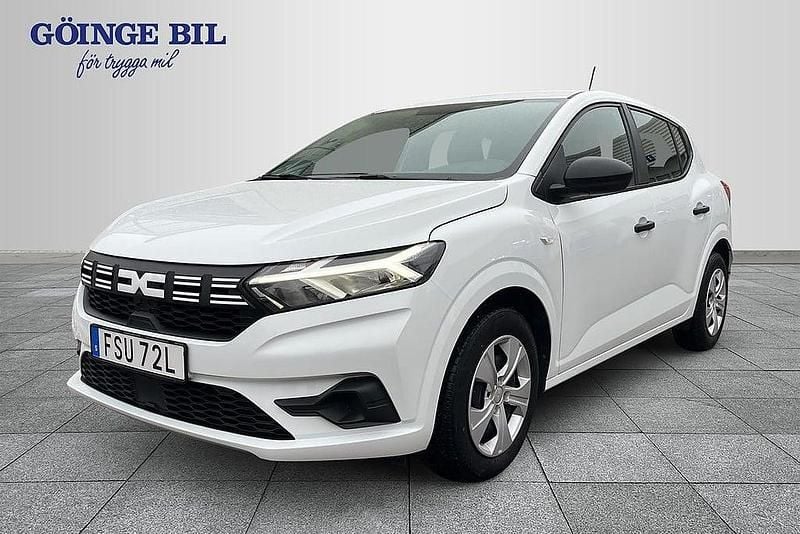 Vit Begagnad 2022 Dacia Sandero Essentiel Halvkombi | 124 900 kr (Marknadspris) - Bild 1/2