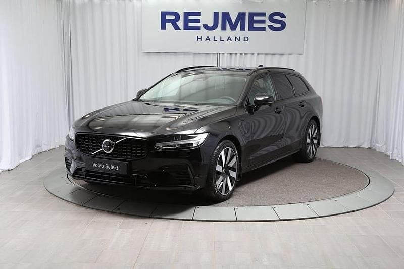 Svart Begagnad 2025 Volvo V90 Plus Kombi | 489 500 kr - Bild 1/4