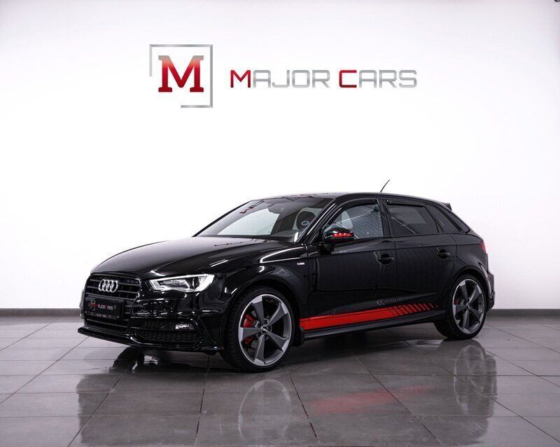 Svart Begagnad 2016 Audi A3 Sportback S-Line Halvkombi | 179 900 kr (Marknadspris) - Bild 1/4