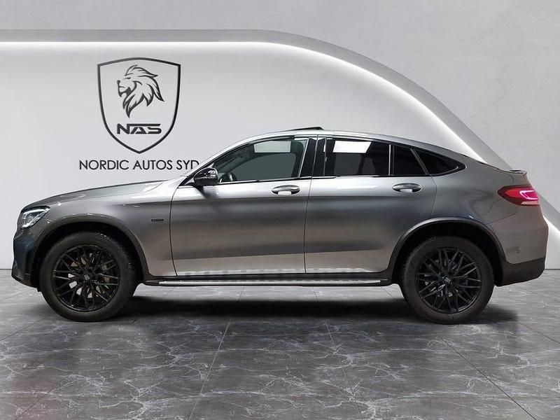 Begagnad Mercedes GLC300e AMG 306 HK (225 kW) 2020 Grå Sportkupé