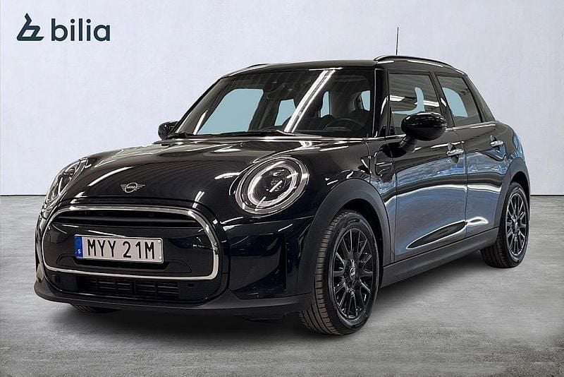 Begagnad Mini Cooper 136 HK (100 kW) 2022 Svart Halvkombi