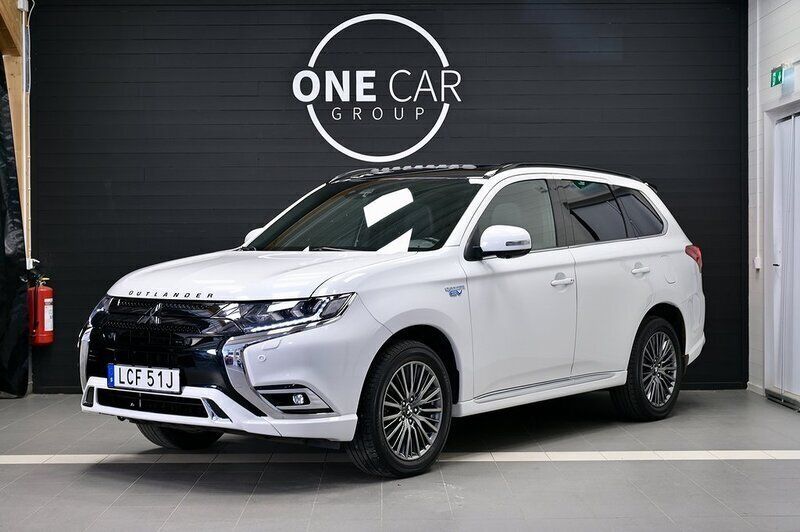 Vit Begagnad 2019 Mitsubishi Outlander P-HEV Edition SUV | 259 900 kr (Marknadspris) - Bild 1/4