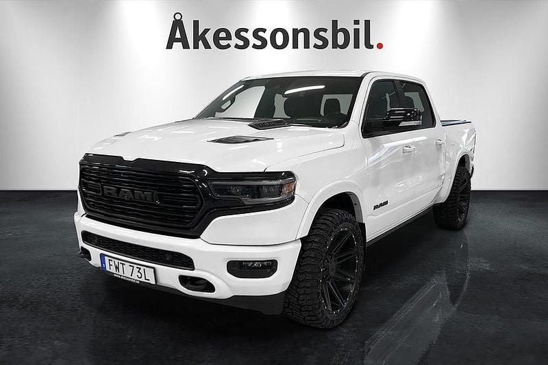 Vit Begagnad 2022 Dodge Ram Limited Pickup | 873 750 kr (Dyr) - Bild 1/4