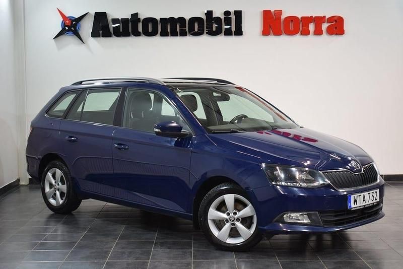 Begagnad Skoda Fabia Elegance 90 HK (66 kW) 2015 Blå Kombi