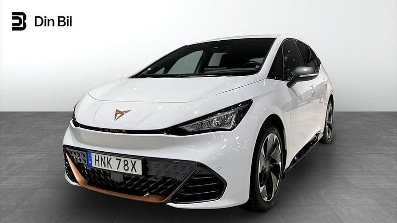 Vit Begagnad 2024 Cupra Born e-Boost Halvkombi | 314 900 kr (Marknadspris) - Bild 1/3
