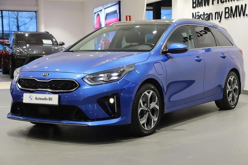 Blå Begagnad 2021 Kia Ceed Sportswagon Advance Kombi | 229 000 kr (Bra pris) - Bild 1/2